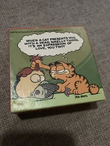 Garfield Twit The Underground Jigsaw Puzzle 100 Pc Mini Jigsaw Complete 7x7" - Picture 1 of 10