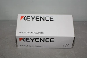 ^ Keyence FD-XS8E Clamp-On Micro Flow Sensor FD-X Series #X3943 - Picture 1 of 2