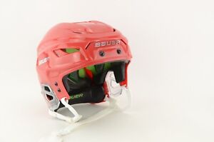 Bauer Hyperlite Ice Hockey Helmet Red Size Medium/Large (0509-0669)