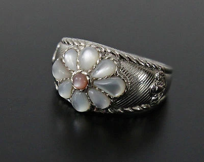 NUEVO ANILLO FLOR PLATA ESTERLINA J RIPKA CABUJÓN BLANCO Y ROSA MOPA INCRUSTACIÓN PIEDRAS PRECIOSAS Foto 1 de 4