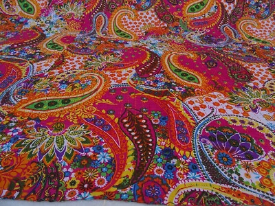 Manta reversible india hecha a mano de algodón con estampado de cachemira Kantha Foto 1 de 3