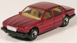 MINT MATCHBOX JAGUAR XJ6 SUPERFAST 1-75 SERIES - Picture 1 of 5