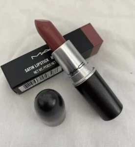 Lápiz labial satinado MAC a la sombra 824 ramita NUEVO y en caja - Imagen 1 de 2