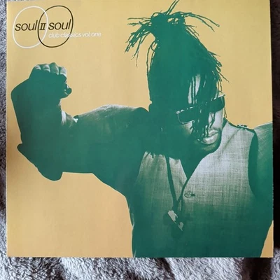 Club Classics "SOUL II SOUL", Vol. 1 u.a. mit Back To Life & African Dance, 1989 - Bild 1 von 4