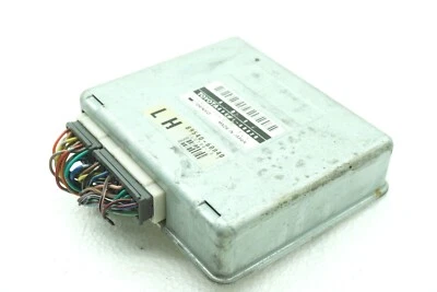 Toyota Land Cruiser J80 1995-1997 4x4 ABS antibloqueo freno módulo de computadora OEM Foto 1 de 4