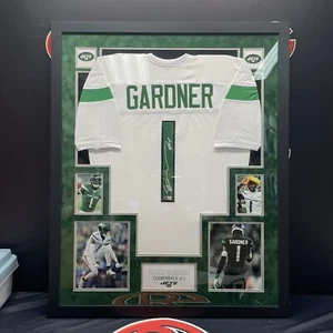 Ahmad Sauce Gardner Autographed New York Jets Framed Jersey Signed Beckett - Picture 1 of 3