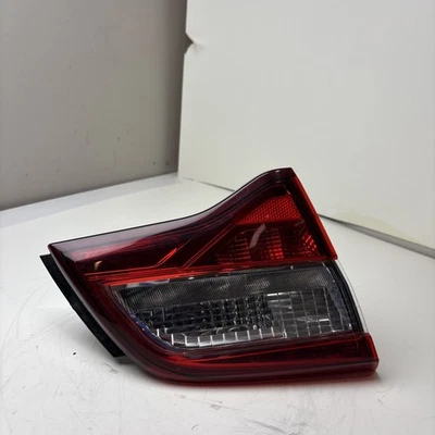 2015 SUBARU LEGACY REAR LEFT SIDE INNER TAIL LIGHT LAMP OEM - Изображение 1 из 4