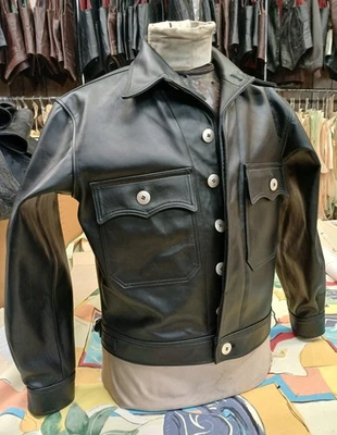 CHAQUETA DE MOTOCICLETA CAMIONERO CUERO CABALLO COMERCIANTE MUNDO PERDIDO 42R ERA 1750.00 Foto 1 de 4
