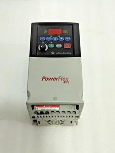 Allen-Bradley 22B-A2P3N104 Serie A PowerFlex 40 Unità 0,5 HP - Foto 1 di 9