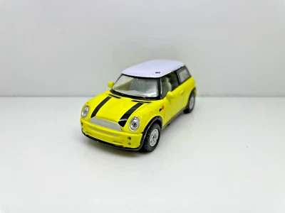 MINI COOPER BMW 3 DOOR YELLOW WHITE ROOF 1:43 01D4 CHINA 45 - Image 1 of 4