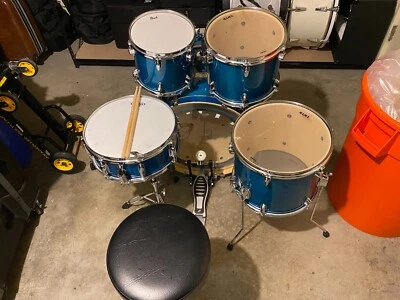 Mapex M 系列 5 件套鼓套装青蓝色 - 22、14、14、12、10 w_throne 等 — 第 1/4 张图片