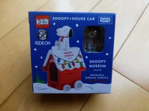 Brandneu Tokyo Snoopy Museum Takara Tomy Tomica Weihnachten Haus Auto Winter 2017 - Bild 1 von 5