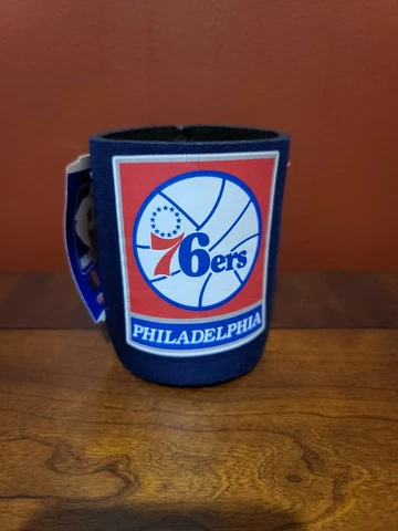PHILADELPHIA 76ERS  CAN COOLER KOOZIE  - NEW! Cover