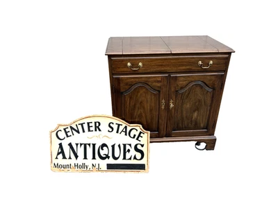 00001 HENKEL HARRIS Cherry Bar Cart Liquor Cabinet Server Sideboard - Image 1 of 4