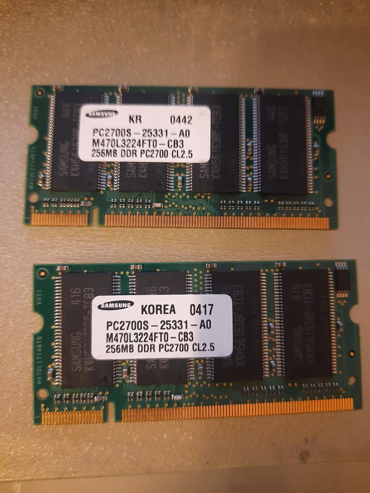 2x Samsung  DDR1 256MB 333  MHz DDR DDR1 SODIMM  RAM - Immagine 1 di 1