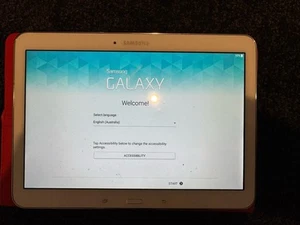 Samsung Galaxy Tablet SM-T530 - Picture 1 of 2