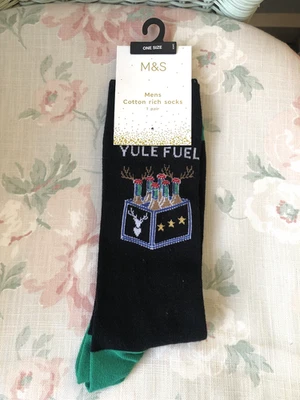 BNWT M&S MENS YULE FUEL  REINDEER BEER CHRISTMAS SOCKS ONE SIZE NEW - Image 1 of 2