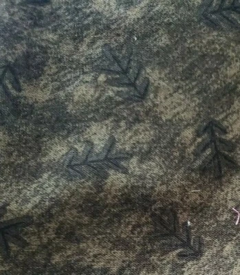 Sewing Fabric Clothworks Farmyard Snowfolk Spruce Pine Green 1ydX45" Cotton - Image 1 of 3