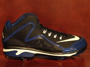 swingman baseball cleats