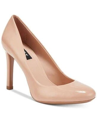 Zapatos de salón clásicos DKNY Laci charol nude talla 8,5 Foto 1 de 4