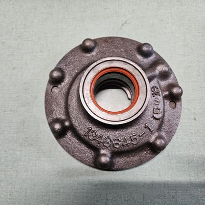 NOS OEM 1959 - 1963 Buick Dynaflow Transmission Front Pump 1346645 Foto 1 de 4