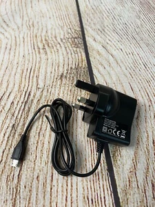 Genuine Archos 5V 500mA Charger model XCM03-0505XE - Picture 1 of 4