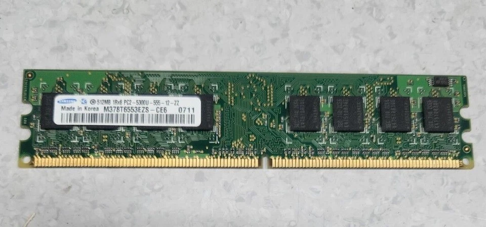 Samsung Memory Desktop SD RAM 512MB 1Rx8 PC2-5300U-555-12-ZZ - Image 1 of 2