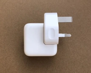 Original Apple 10W USB iPad & iPhone Adapter Ladegerät mit Stecker A1357 - Bild 1 von 3