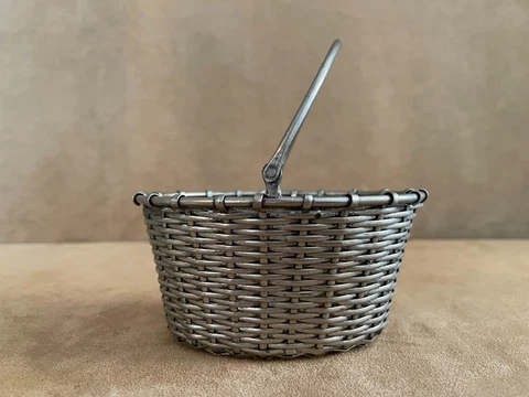 Silver plate Vintage Metal Woven Basket MCM 4 x 5" AMC New York handle Cover