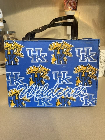 Wildcats Kentucky State Blue faux leather Purse with rhinestones Gems Handbag Cover