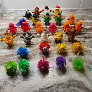 Vintage kleine Mini Figur Figur Spielzeug 29 Stück Koosh Holiday Smiley Tiere - Bild 1 von 10