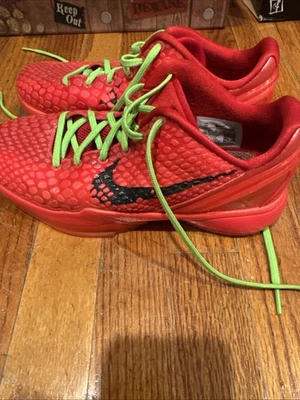 Zapato de baloncesto Nike Kobe 6 Protro Reverse Grinch GS talla 6Y Foto 1 de 4