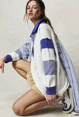 Nuevo con etiquetas Polo holgado Free People We The Free Clean Prep azul y blanco L $128 Foto 1 de 4