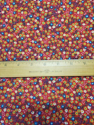 Pequeña miniatura vintage de tela de algodón tipo 4 yardas floral sobre rojo Foto 1 de 3