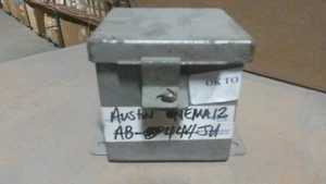 AUSTIN AB-444JH Metallic Cont. Hinge Junction Box 4x4x4 Enclosure-Clamp Cvr. - - Picture 1 of 3