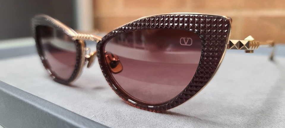 Gafas de sol Valentino VIII VLS-102C | ROJO DORADO | de titanio premium hechas a mano Foto 1 de 4