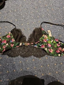 Victoria’s Secret Black Floral Non Padded Wired Bra. Size S. - Picture 1 of 10