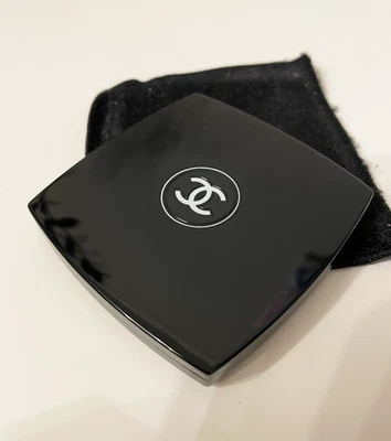 Auténtico Chanel MIROIR DOBLE FACETA Espejo Dúo Compacto con Bolsa Negro Foto 1 de 4