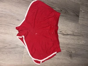 Red short petite booty shorts - Picture 1 of 3