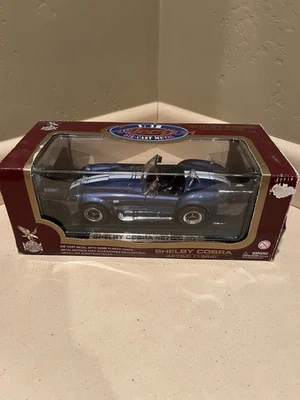 Road Legends 1964 Shelby Cobra 427 S/C diecast escala 1:18 Foto 1 de 4