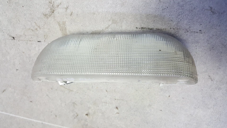 LUZ DE LECTURA TECHO INTERIOR CHRYSLER Grand Voyager 2000-2008 4685282 Foto 1 de 2