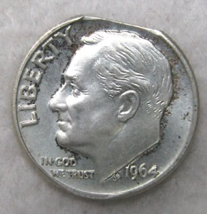 1964-D SILVER ROOSEVELT DIME CLIPPED PLANCHET NICE UNC - Picture 1 of 5