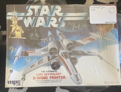 Star Wars Luke Skywalker X-Wing Fighter MPC 1977 model kit 1-1914-Vintage - Image 1 of 4