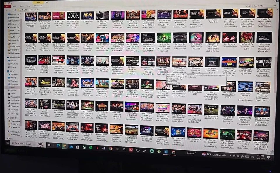 Karaoke Videos De Todos Los Géneros - Image 1 of 1