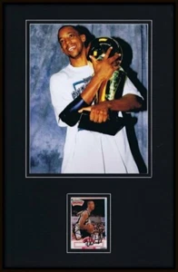 Sean Elliott Signed Framed 11x17 Photo Display Spurs w/ Trophy - Picture 1 of 2