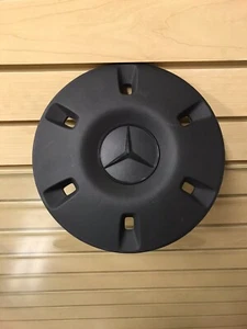2007 20214 Mercedes Dodge Sprinter 2500 OEM Wheel Center Cap A 906 401 00 25 - Picture 1 of 2