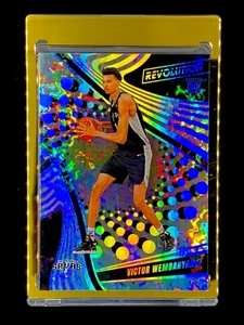 VICTOR WEMBANYAMA ROOKIE SILVER LAVA REFRACTOR HOLO RC 2023-24 - SPURS - Picture 1 of 5