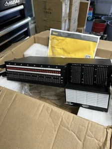 New in Box TELECT 010-0132-0101 Cross Connect Panel Termination Panel - Bild 1 von 5