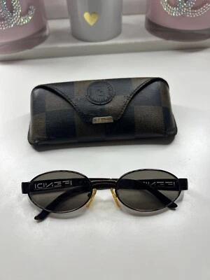 Óculos de sol vintage anos 90 Fendi FS211 (unissex) - Imagem 1 de 4