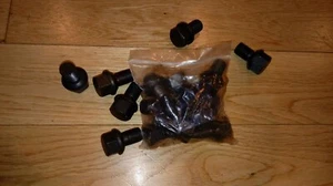 VW Bug Set of 16 M14x1.5 Lug Bolt Volkswagen Beetle Ghia Bus Type 3 251601139 - Picture 1 of 1